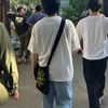 トム
