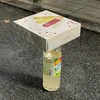 し