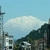 す