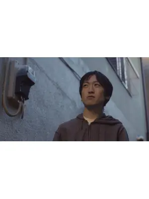 隣に