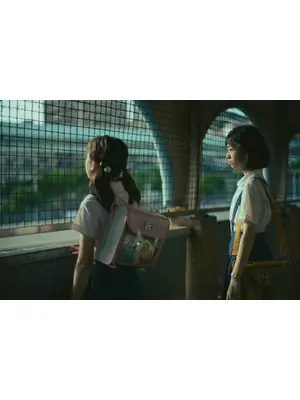 女の子