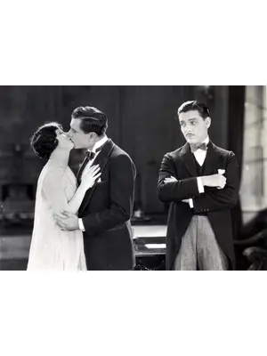 ウィンダミア夫人の扇