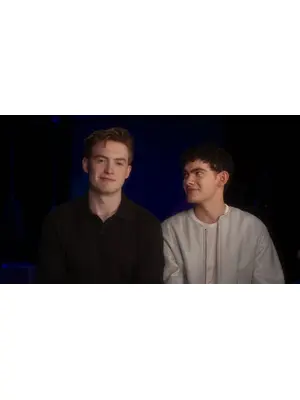 HEARTSTOPPER ハートストッパー: "やあ"で終わるラブストーリー