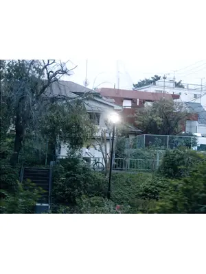 さまよう