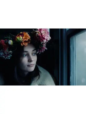 OXANA／裸の革命家・オクサナ