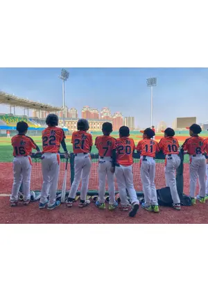 出稼ぎ野球少年