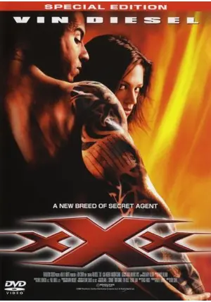トリプルX 映画フライヤー ヴィン・ディーゼル 希少品 レア 入手困難 トリプルX』新作、ヴィン・ディーゼル史上“極限”のアクション