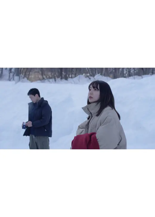 （蕾が）綻ぶ