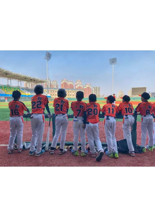 出稼ぎ野球少年