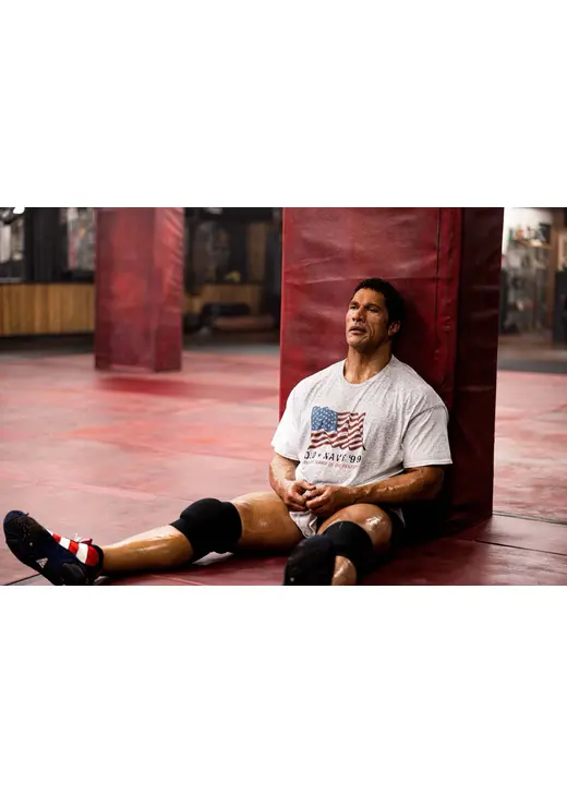 スマッシング・マシーン